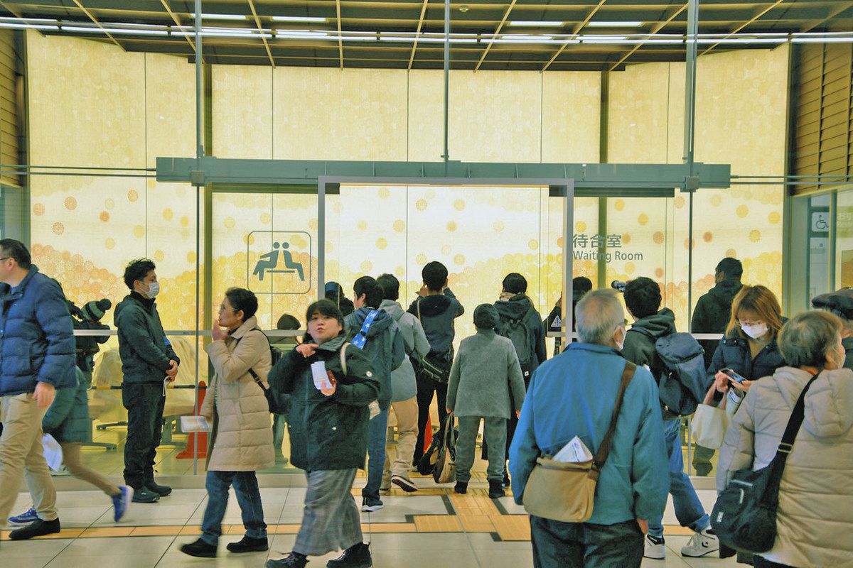 北陸新幹線 県内駅舎内覧会 越前たけふ駅 芦原温泉駅：日刊県民福井Web