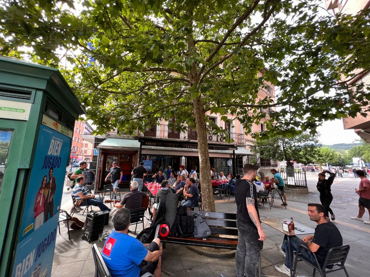 独自の生い立ちを持つバスクの人たち 「サン・セバスティアン」が「ドノスティア」言葉も全然違う【ツール・ド・フランス】:中日スポーツ・東京中日スポーツ