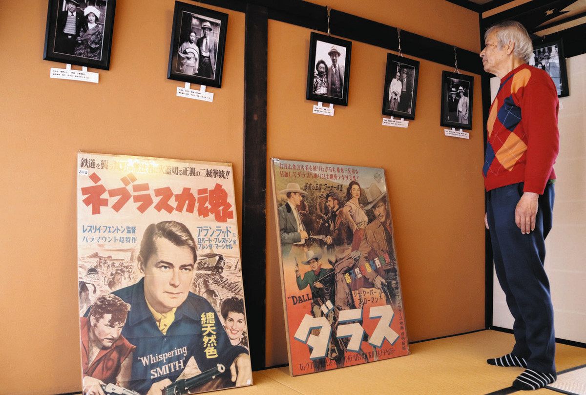 昭和漂う文化人・宮瀬規矩の収集品 鳥羽大庄屋かどやで戦前のポスター