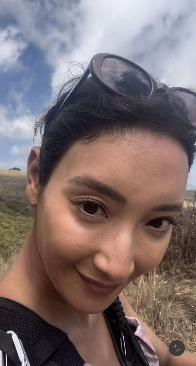 菜々緒のインスタグラムより