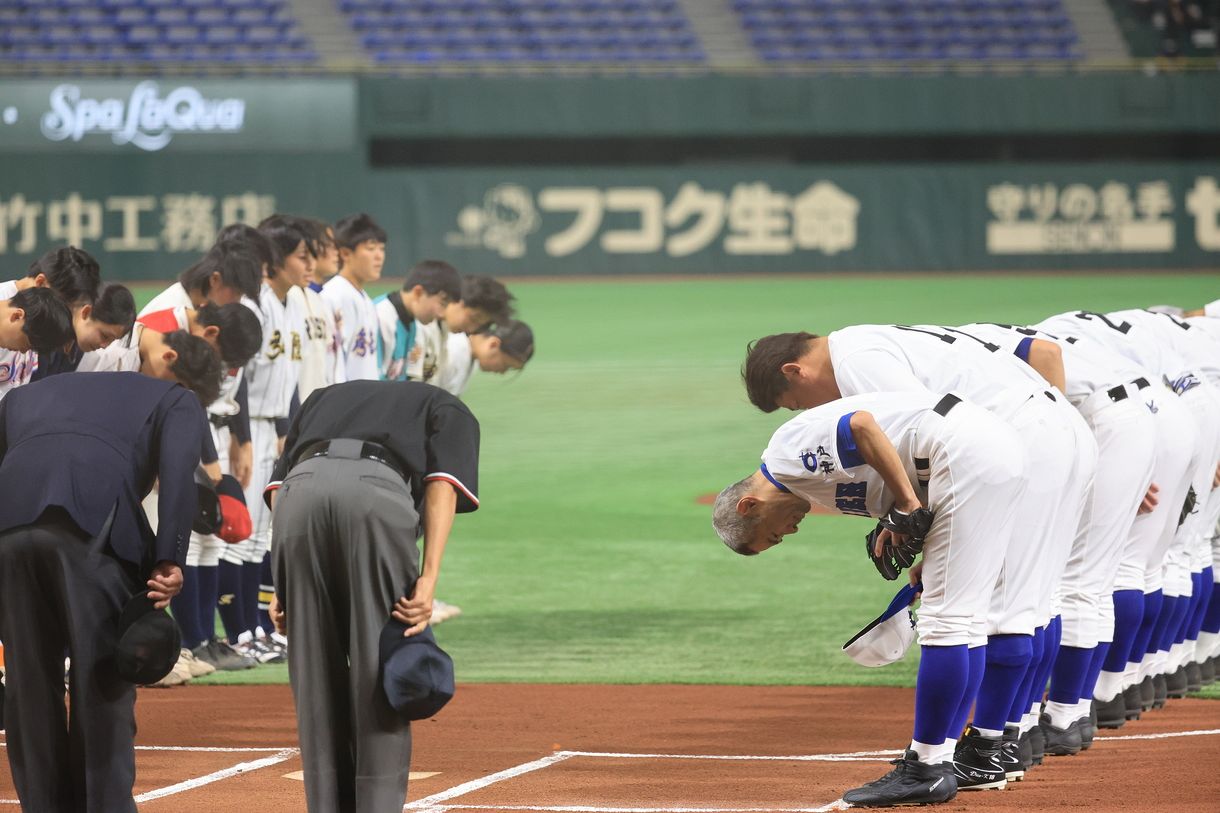 写真グラフ イチロー打たれた 松坂打った 中日スポーツ 東京中日スポーツ