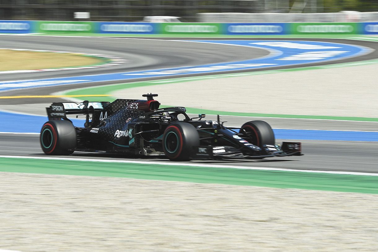 動画 写真 メルセデスのルイス ハミルトンが92度目のポールを獲得 F1第６戦スペインgp予選ハイライト 中日スポーツ 東京中日スポーツ