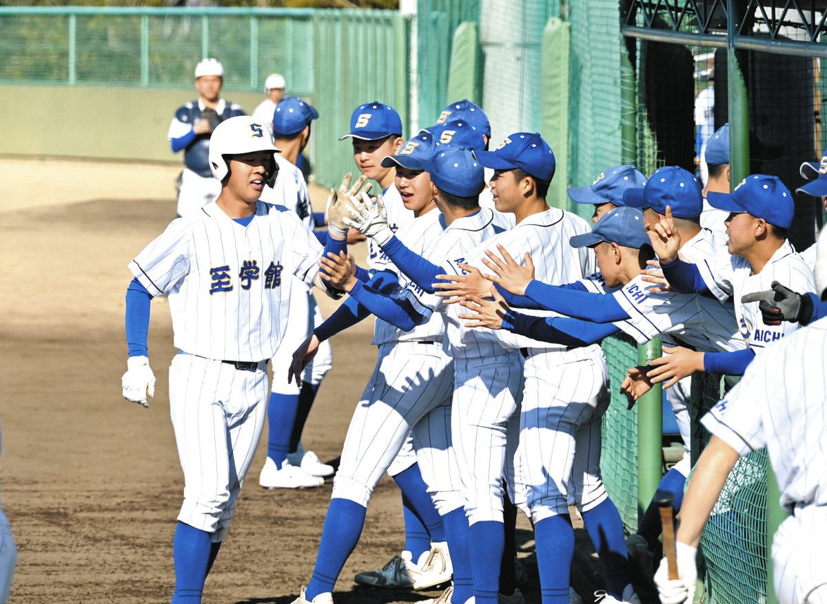 センバツ出場の至学館、長打に成長の跡 好投手そろう豊川に序盤で大量