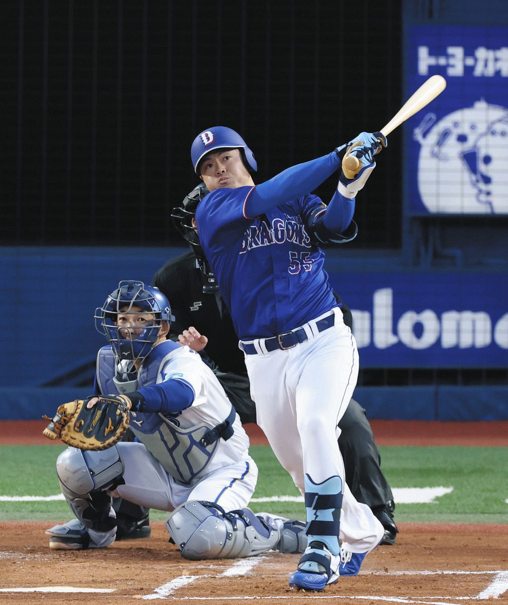 中日・細川成也、先制2ラン！147キロ直球を左翼スタンドへ 細川は直近5