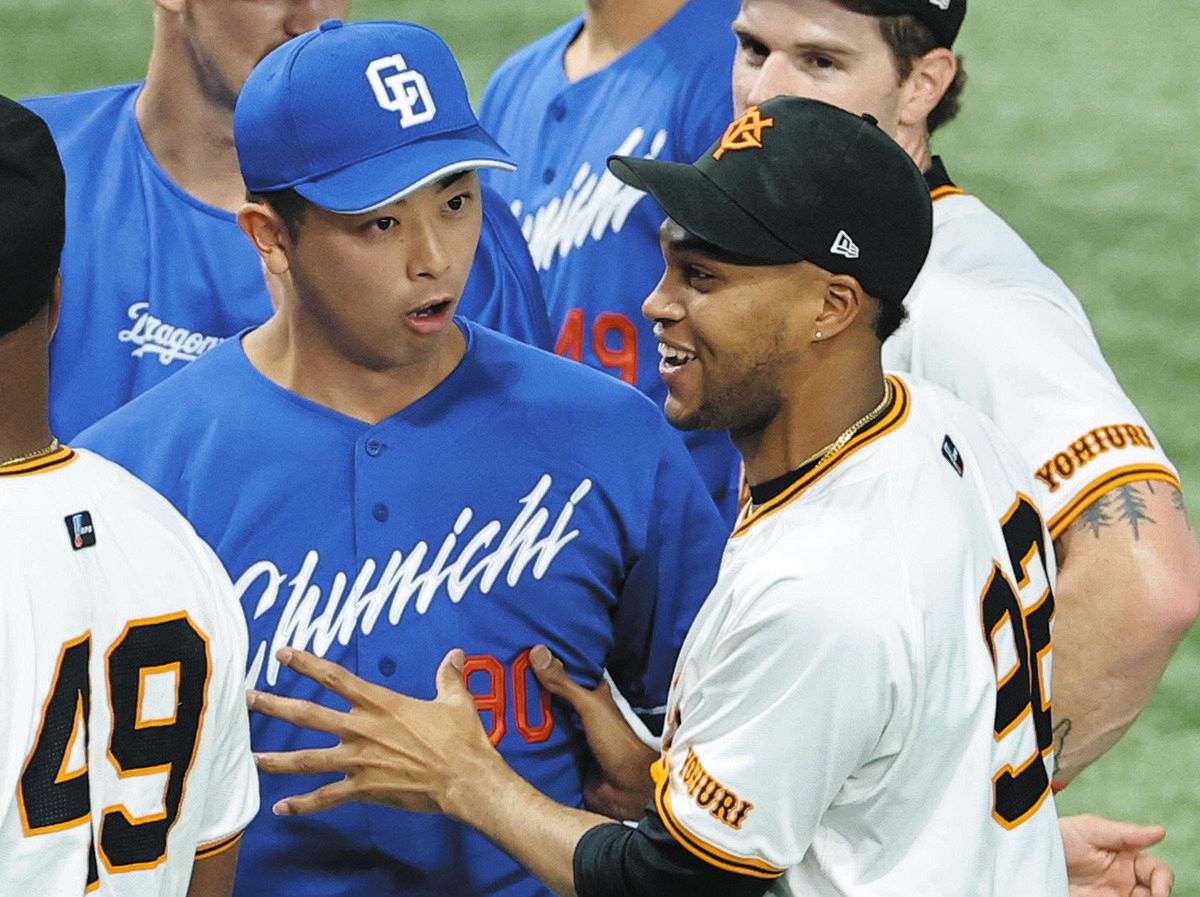 巨人・マルティネス、セ記録並ぶ『46』でセーブ王 元同僚の中日・松山