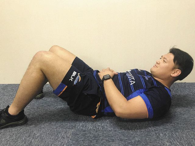 トレーニング ホーム ラグビー 磯辺裕太 首まわりの筋肉を鍛える 中日新聞web