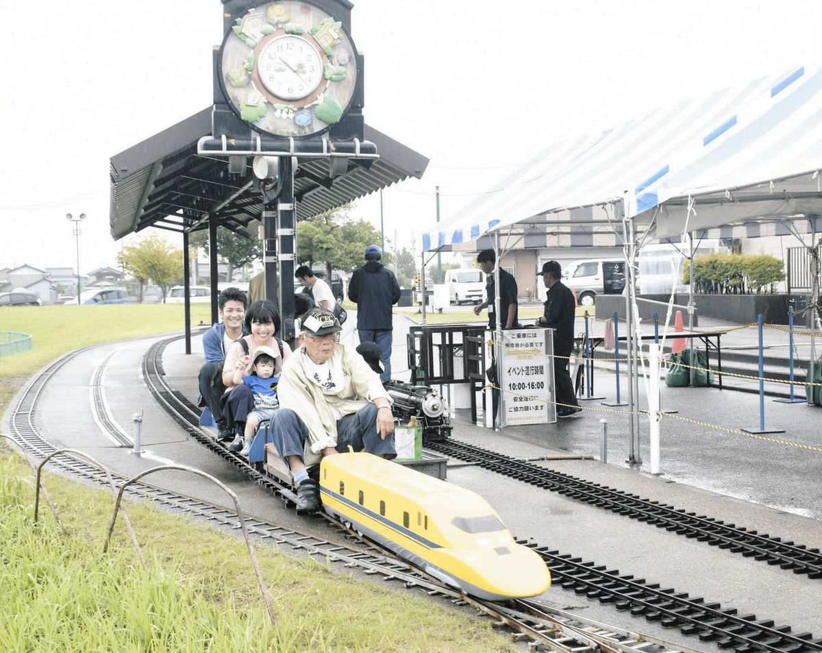ミニ鉄道 出発進行！ 小矢部でフェスタ：北陸中日新聞Web