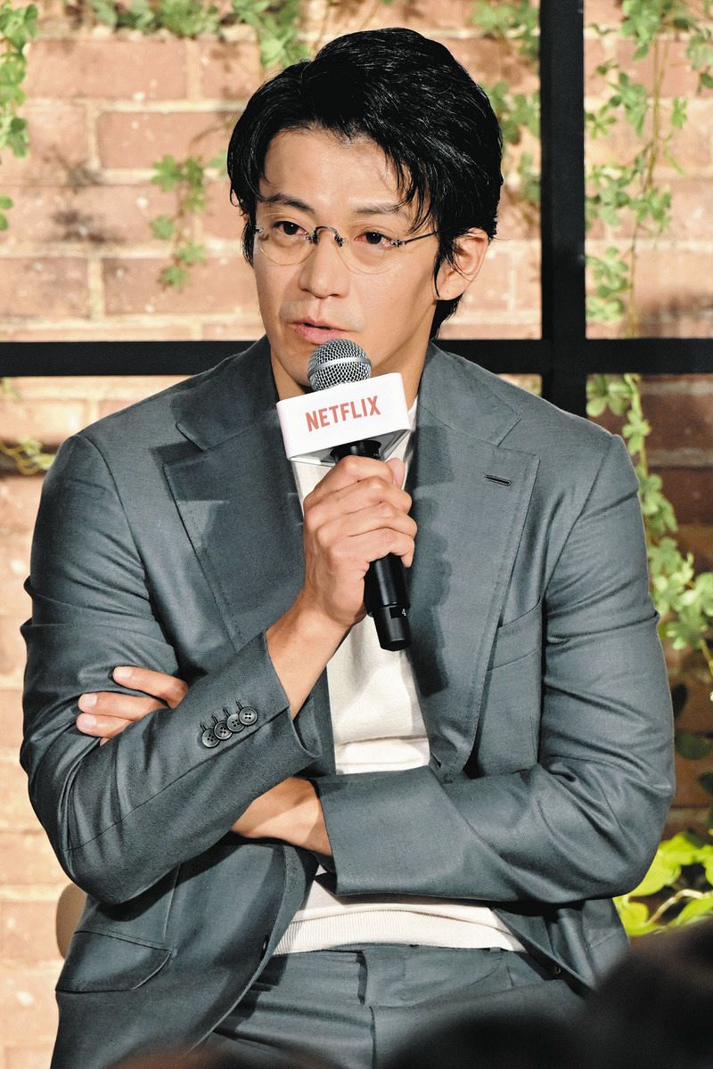 小栗旬、匿名のお悩み相談者に「一度きりの人生だと思って踏み出そうと
