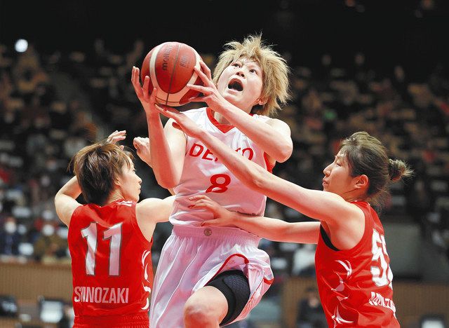 デンソーとｅｎｅｏｓ 決勝へ バスケットボール 皇后杯準決勝 中日新聞web