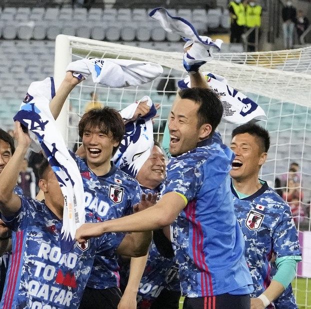 吉田麻也 プラン通り で初のアウェー豪州撃破 もうちょっと代表でプレーできる W杯アジア最終予選 中日スポーツ 東京中日スポーツ