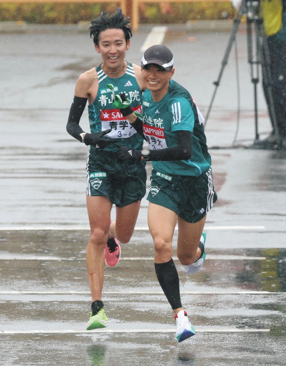 青学大が首位固め…4区佐藤一世が快走、2位との差、1分27秒に広げる 5区