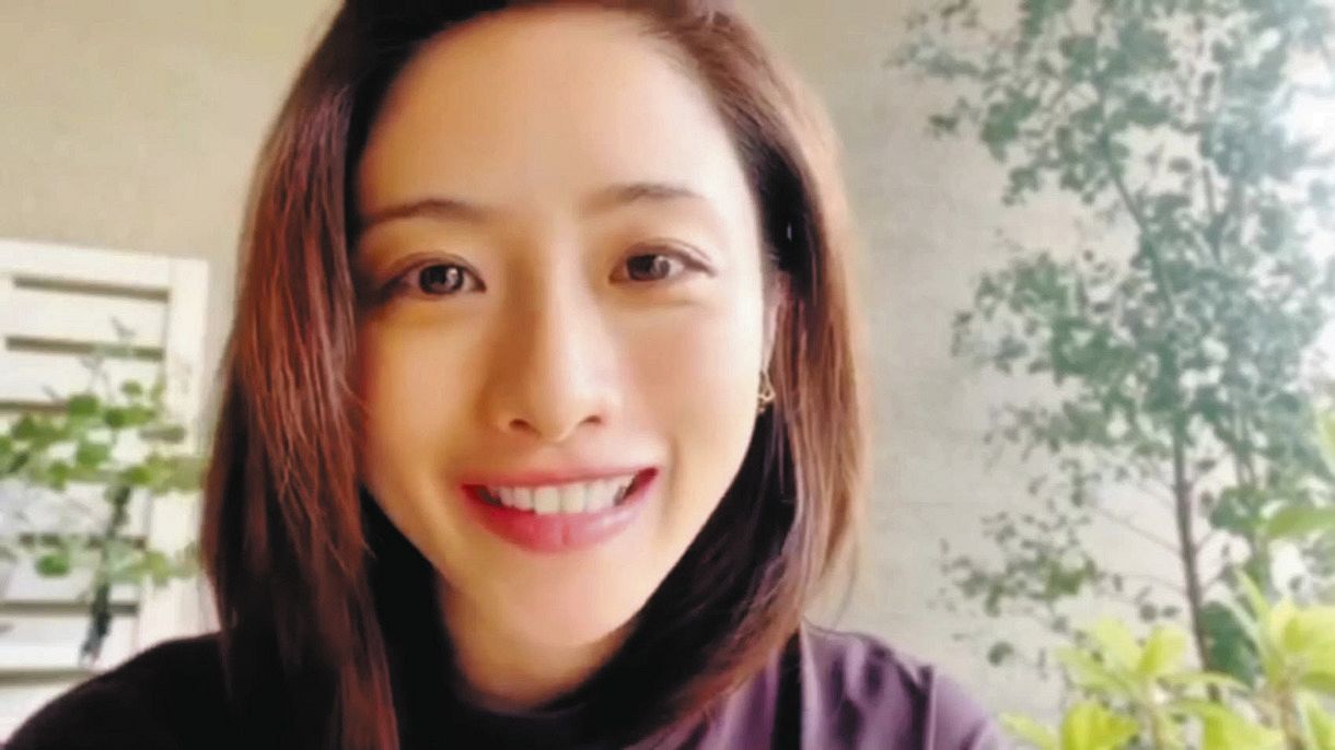 石原さとみ 共演できたらうれしいです ホリプロタレントスカウトキャラバンへのコメント動画を配信 中日スポーツ 東京中日スポーツ