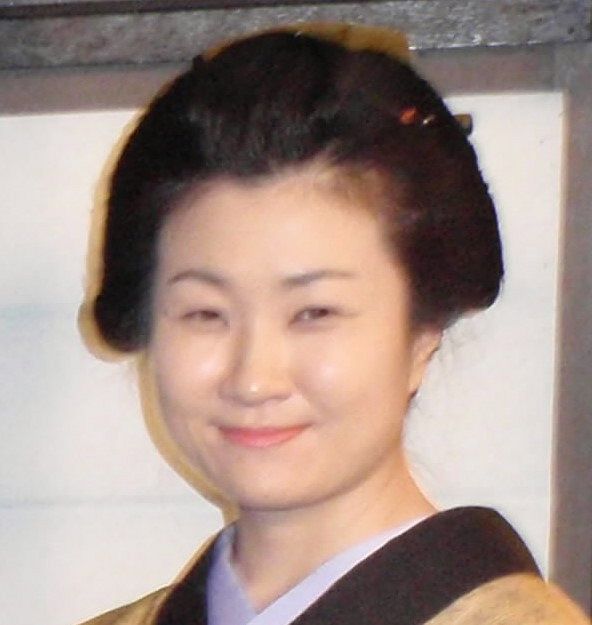 『どうする家康』酒井忠次の妻・登与役の猫背椿が『殿』からの差し入れに感謝「みんなが元気になった鰻」：中日スポーツ・東京中日スポーツ