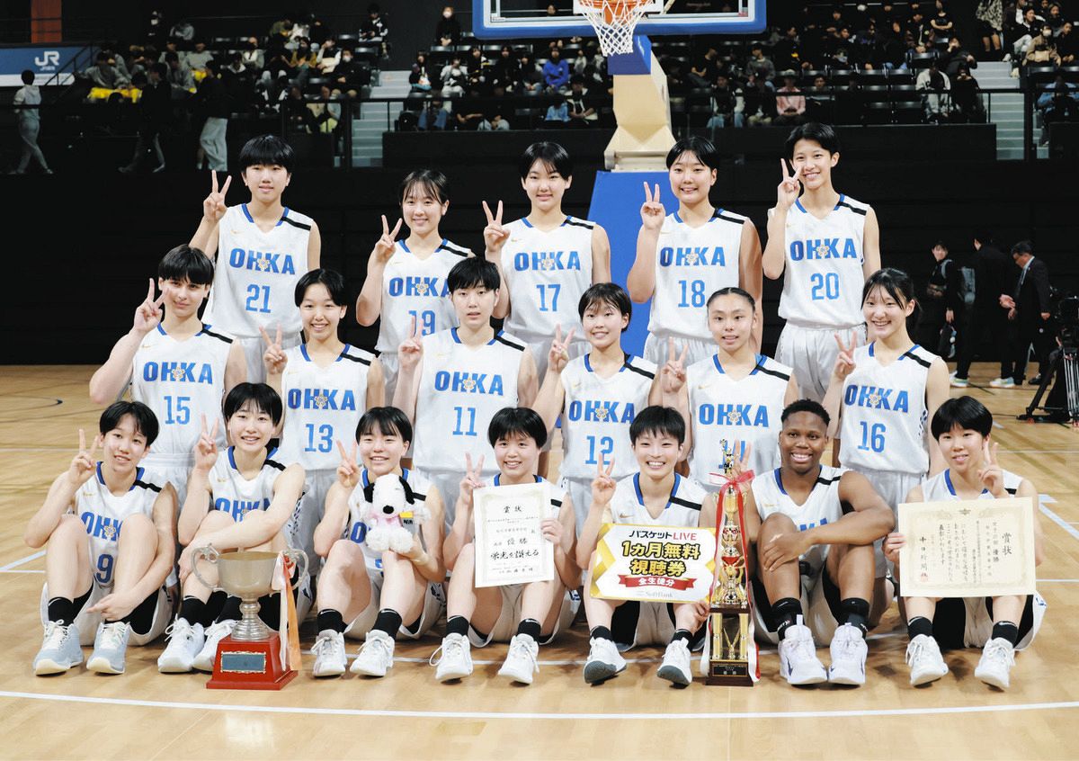 桜花学園、昨年亡くなった前監督に捧げる貫禄V「この大会は通過点