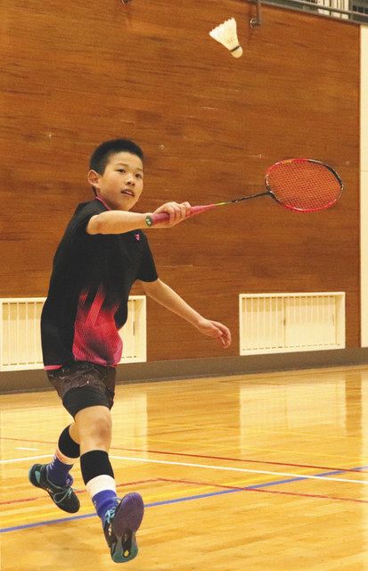 目標は五輪バドミントン金 ｕ １３日本代表 茅野の伊東君 中日新聞web