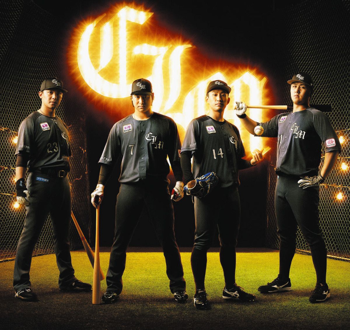 ロッテ、毎日オリオンズ時代のロゴモチーフの新ユニホーム発表