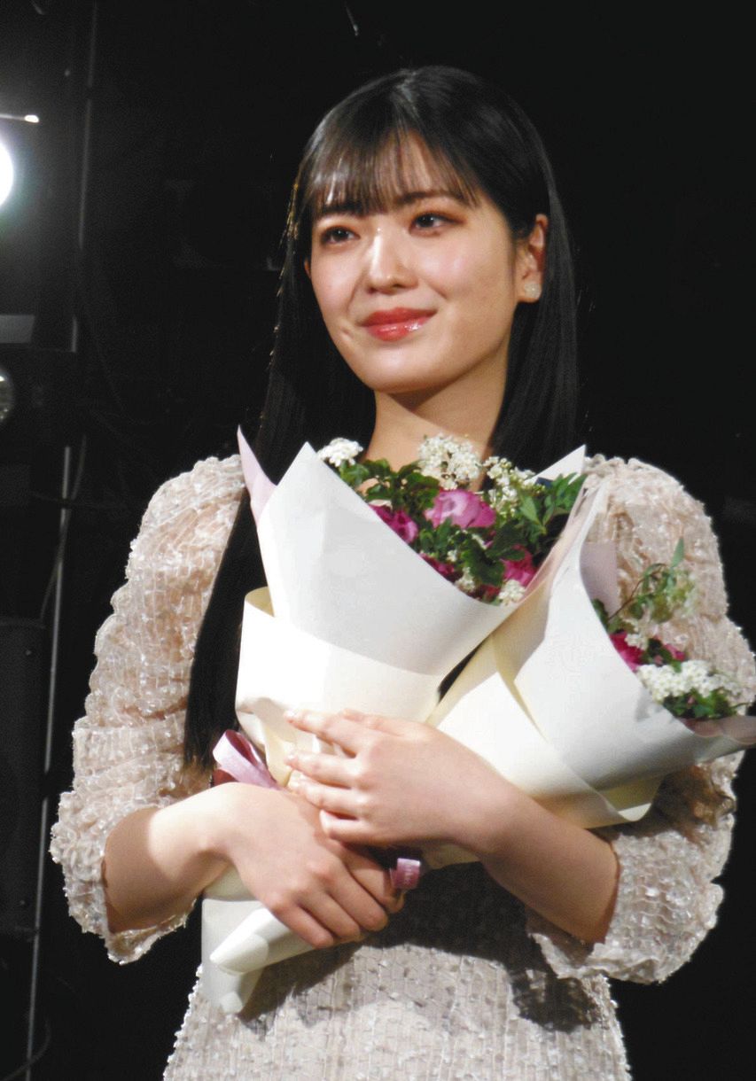 花耶デビューライブでホーリーボイスを披露 「芸能界のおば」柳原可奈子から応援メッセージも:中日スポーツ・東京中日スポーツ