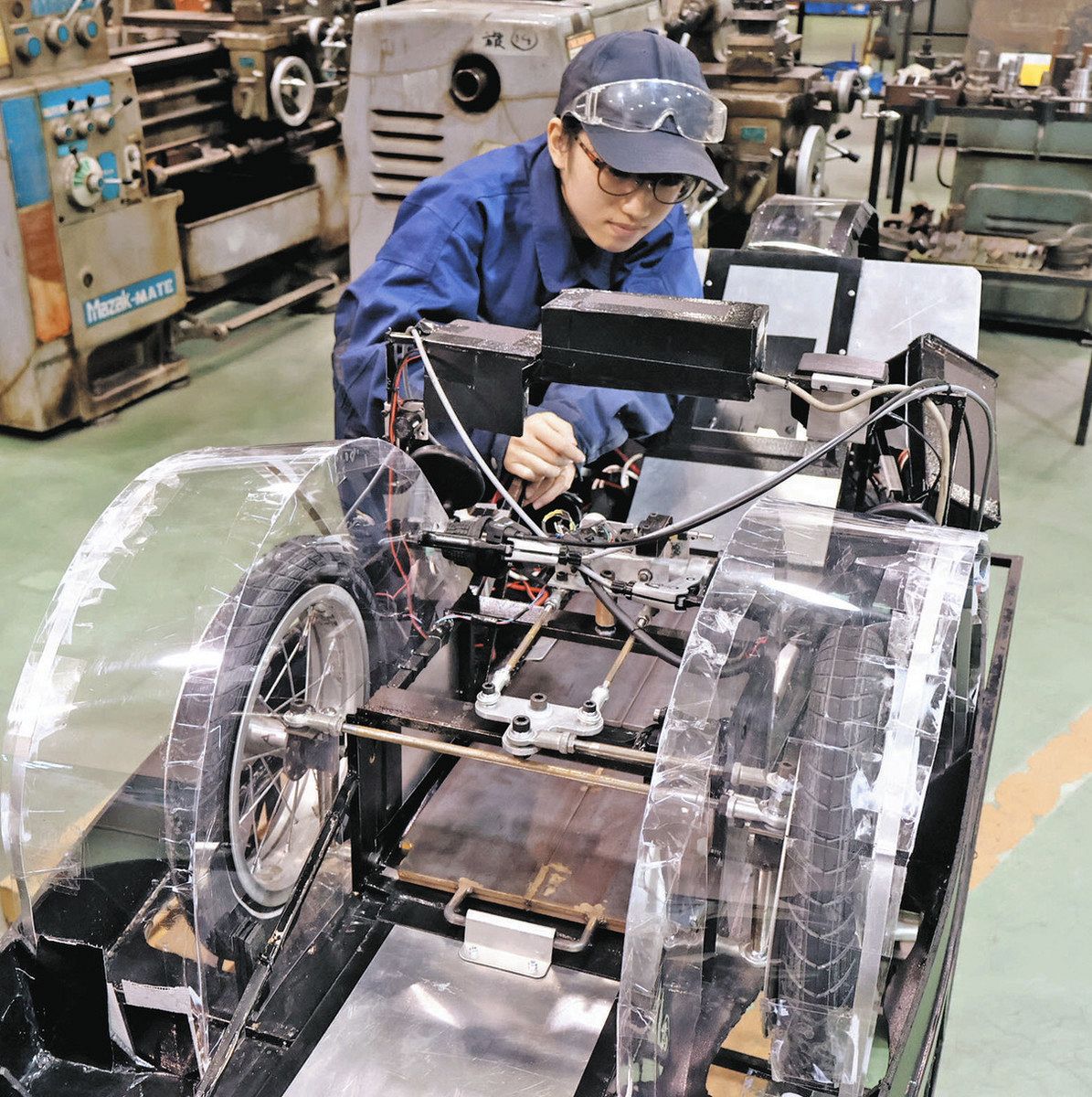 中学は1日も学校に行けなかった私を、高校で出会った「車作り」が変え