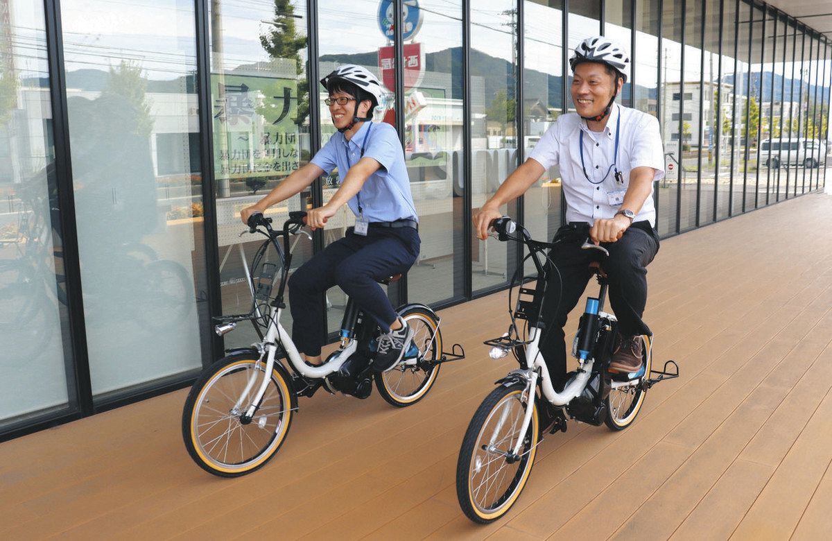 水素自転車で敦賀市内をス～イスイ トヨタ紡織開発、市と連携し実証