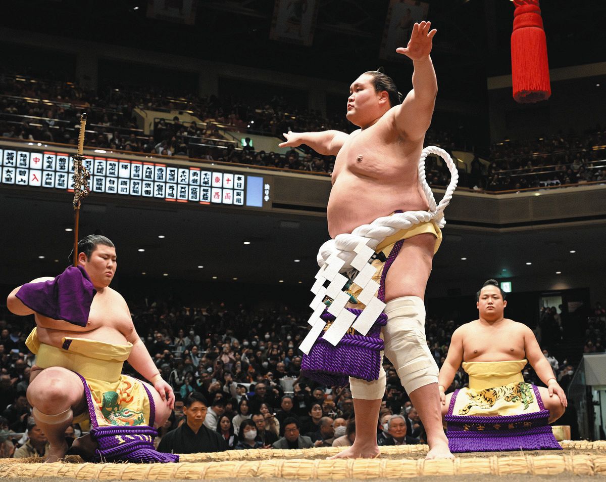 横綱土俵入り、翠富士・熱海両富士の静岡県勢が支える 大相撲初場所