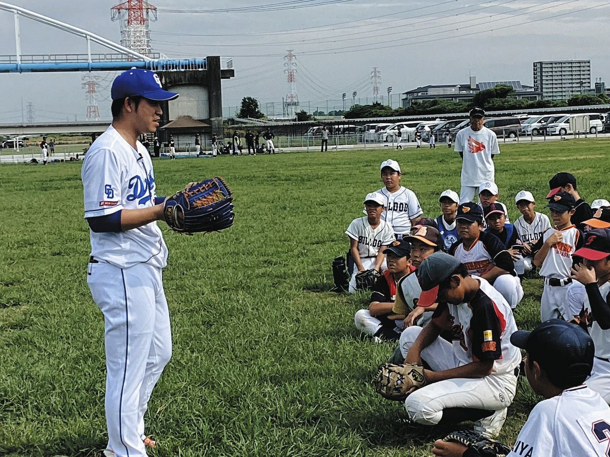 日体大野球部グラコン 元中日・三好大倫さん、日本プロ野球選手会企画の「キャッチボール
