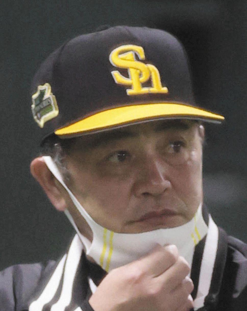 ソフトバンク 工藤監督のリクエスト成功 甲斐のセーフティーバント アウトがセーフに 中日スポーツ 東京中日スポーツ