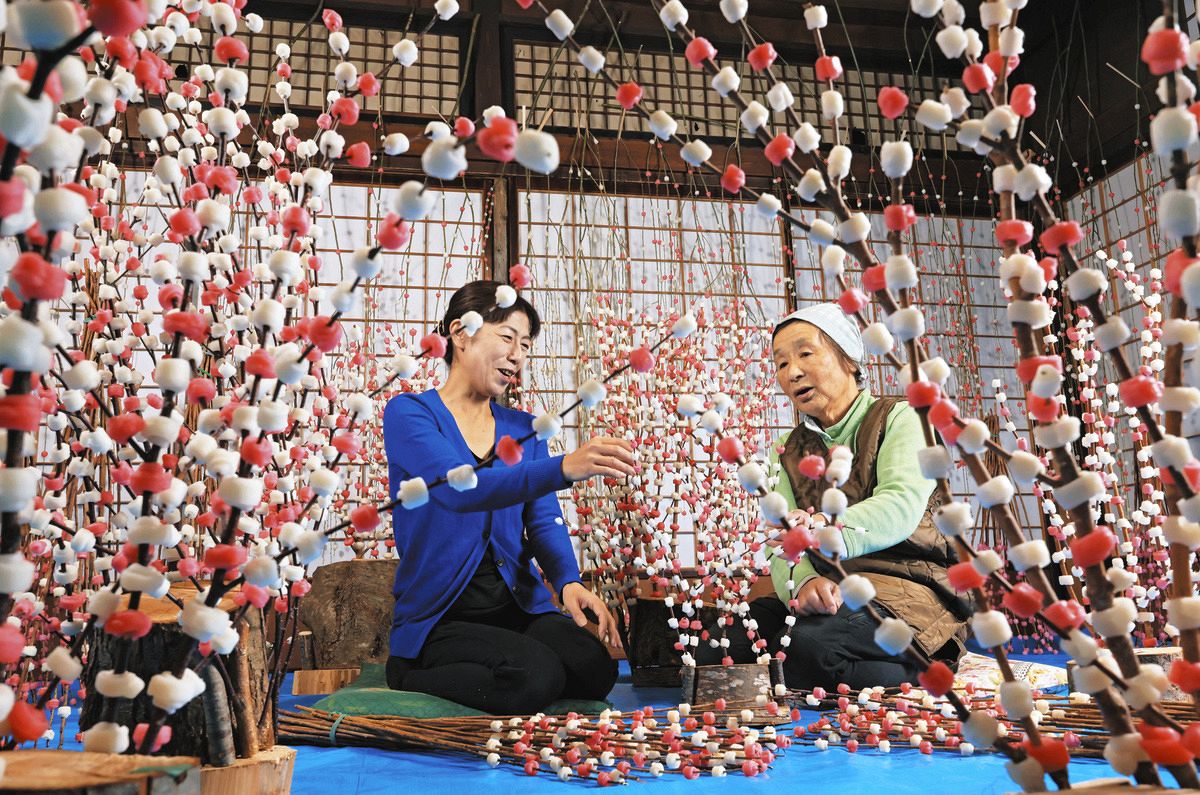 高山の工房で花もち作り最盛期 伝統の正月飾り「飾って明るい気持ちに
