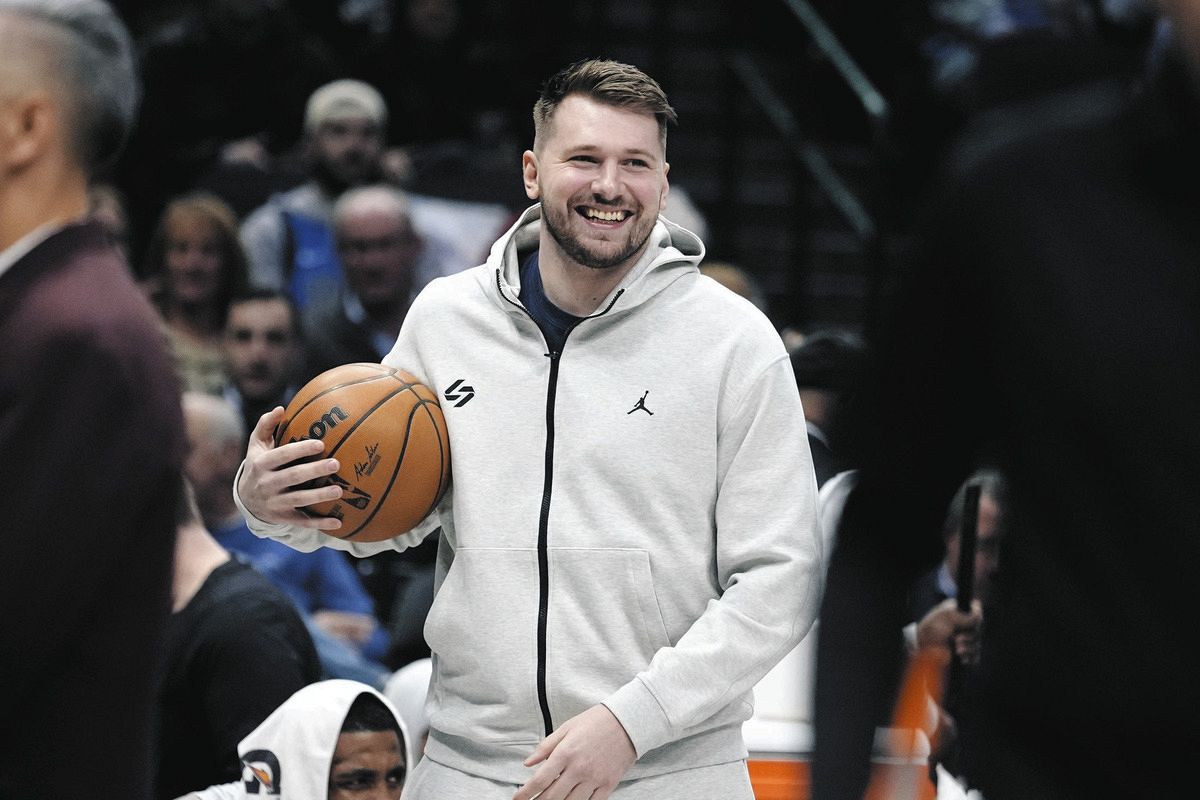 NBAルカドンチッチジャージユニフォームM/カリーコービー ジョーダン 八村塁 Mサイズのみ］ナイキ NBA DAL SWGMN ジャージ【ルカ・ドンチッチ