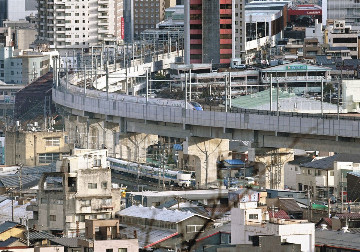 並走「あと1カ月」 特急最終列車切符 短時間で完売：日刊県民