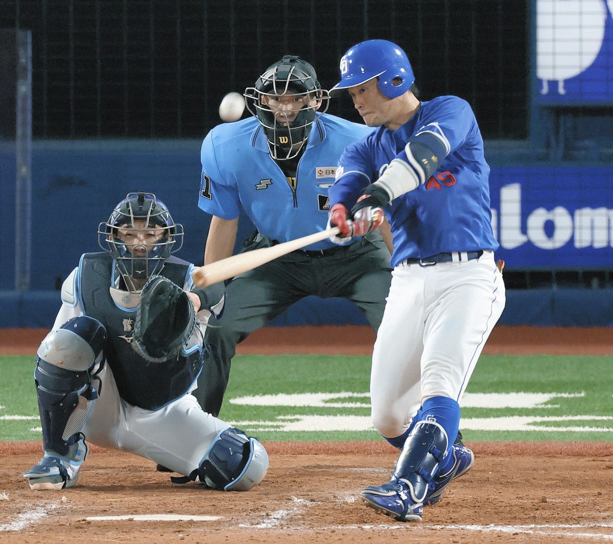 中日・加藤匠馬、リード広げる4年ぶり今季1号ソロ 中日での初本塁打も