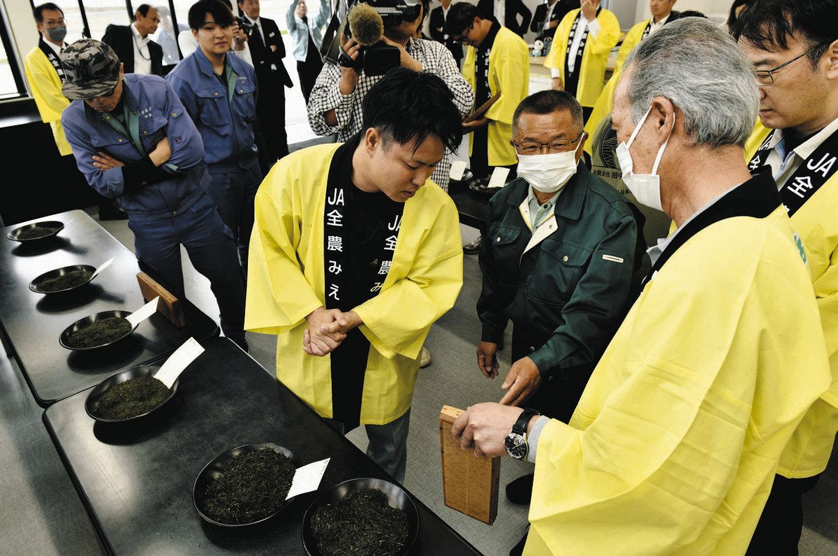 【引取り者決定済み
】ローソファー 伊勢茶の平均価格が昨年の2倍超に 鈴鹿市で初取引、海外の抹茶ブーム