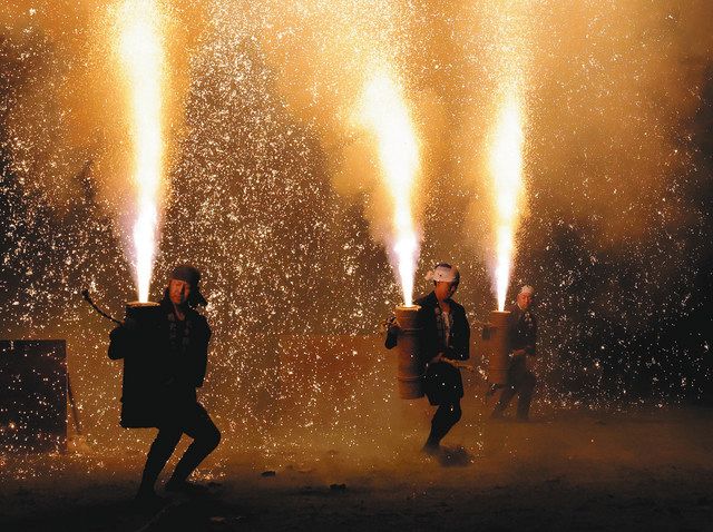 コロナ収束を願い 浜松市のホテルでサプライズ花火 中日新聞しずおかweb