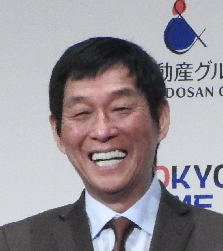 お笑いタレント 明石家さんま 直筆サインボール 生きてるだけで丸もうけ お笑いタレント 明石家さんま 直筆サインボール 生きてるだけで