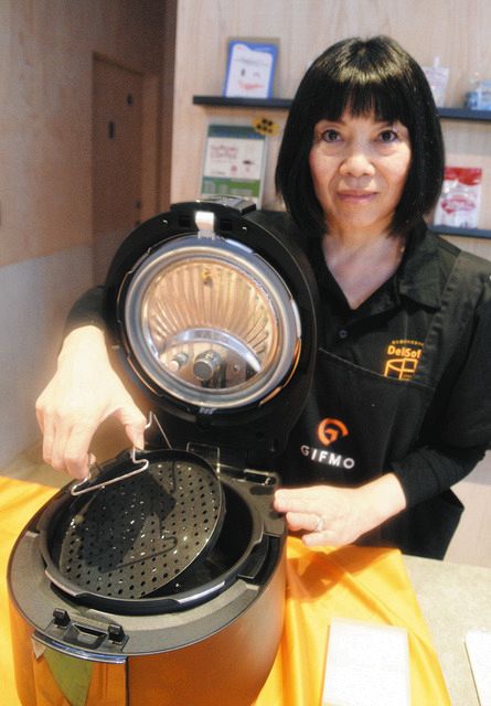 嚥下食 家電で手軽に 蒸気と圧力 そのまま軟らか～：中日新聞Web