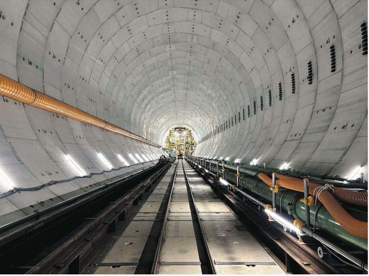 坂下西工区の坑内＝JR東海提供
