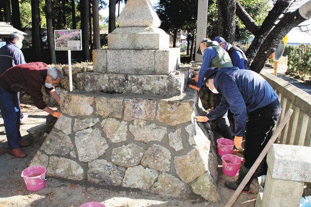 石灯籠が傾き石組み補修、経過観察へ 湖西市・大神山八幡宮：中日新聞しずおかWeb