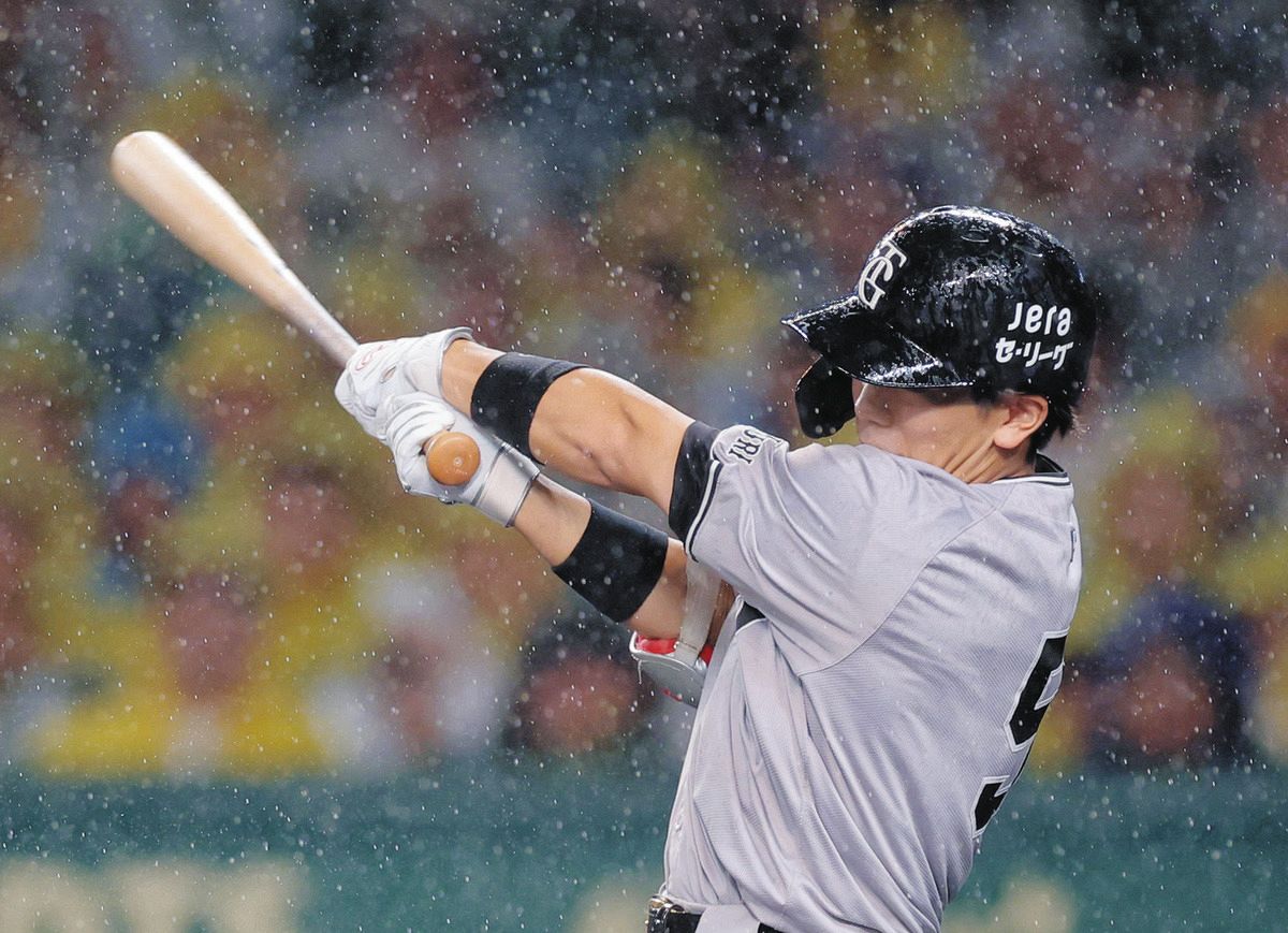 巨人・門脇誠、「必死どころじゃなかった」 初回エラー、名誉挽回の