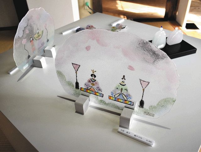 光り輝く「硝子雛」 伊賀・赤井家住宅で110点展示：中日新聞Web