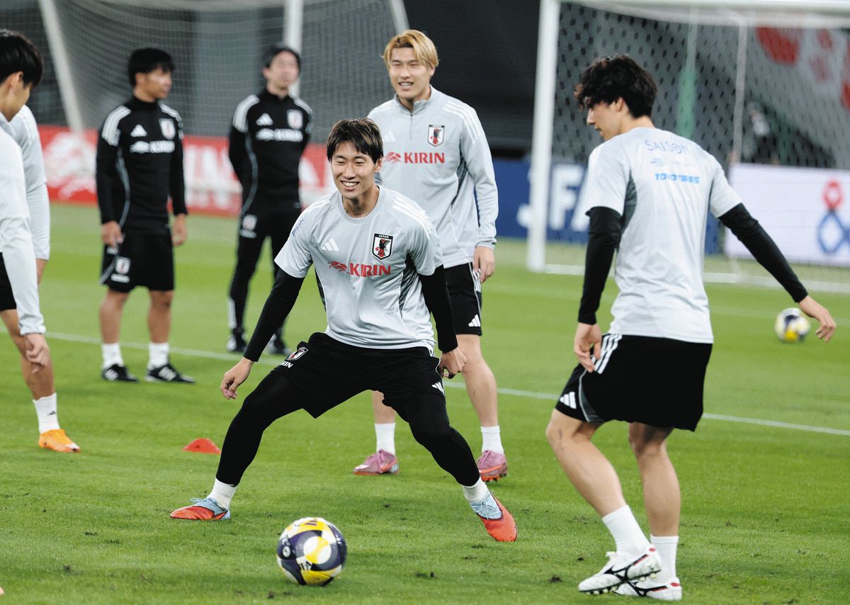 鎌田大地選手直筆 サイン入プレーヤーズカード額装品 新品 鎌田大地選手直筆 サイン入プレーヤーズカード額装品 新品 鎌田大地が