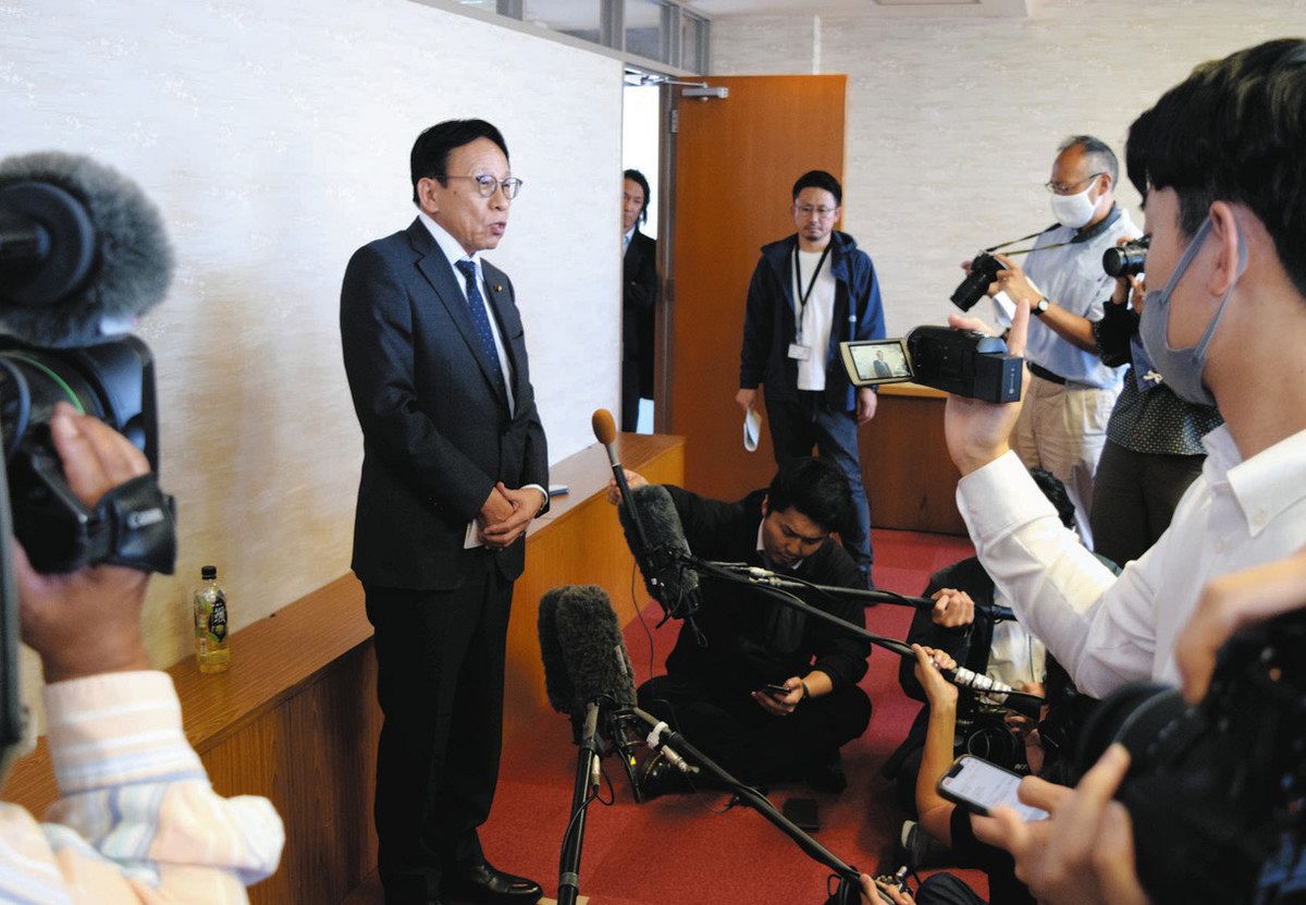 美濃加茂市議の不適切行為問題、過熱した「社会的制裁」 議会は仲間の