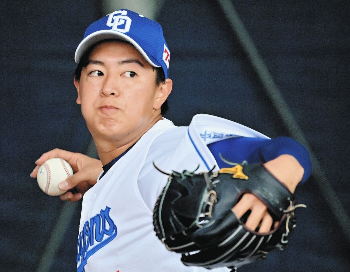 ナイキ 軟式右投投手用 元中日ドラゴンズ川上憲伸選手モデル - 野球