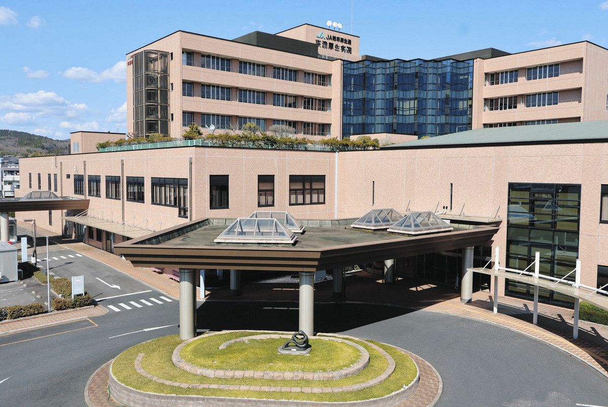 閉院した東濃厚生病院＝瑞浪市土岐町で
