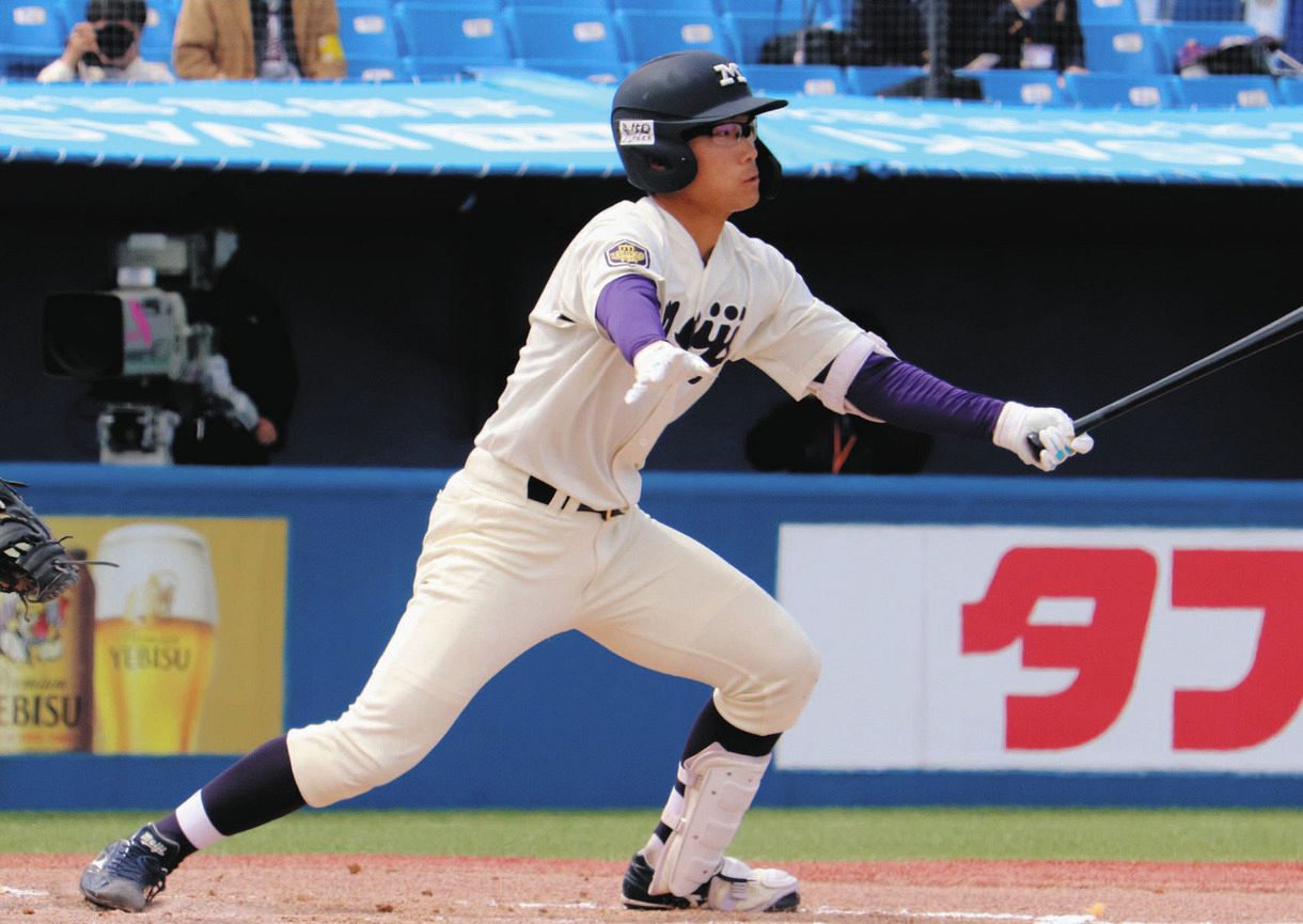 東京六大学野球】明大の1年・瀬千皓が初打席初本塁打！「初球から振っ