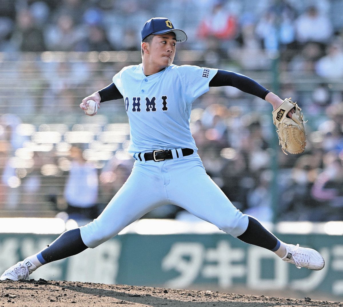 堅守の近江、1球に泣く 西山投手「次はもっと勝ち進みたい」」：中日新聞Web