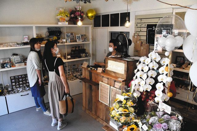 手作り小物の販売店 津にオープン 県内作家のアクセサリーなど 中日新聞web