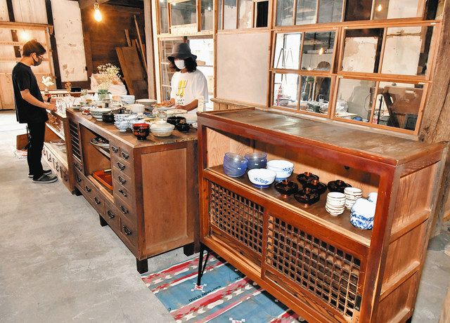 古い家財道具をリメーク販売 郡上八幡の酒蔵跡にショップ開店：中日新聞Web