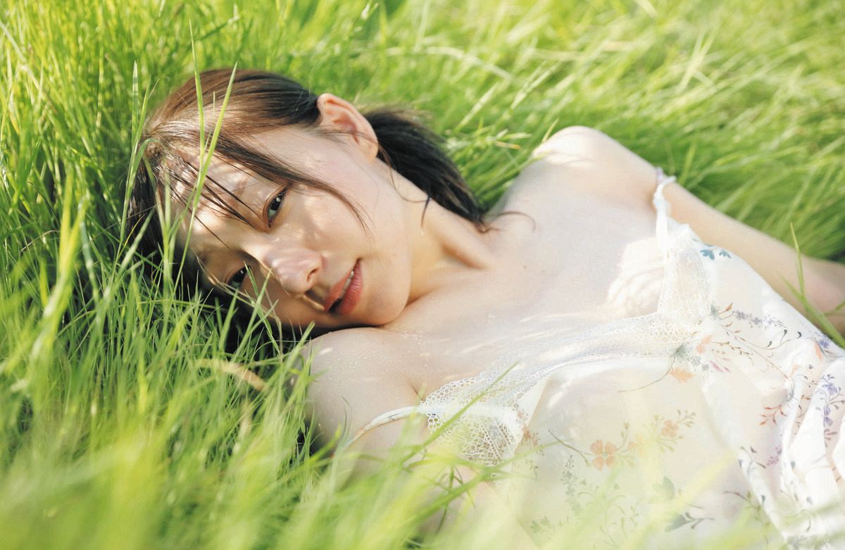 ◇須田亜香里、大人の魅力あふれる写真集新カット【写真複数】：中日