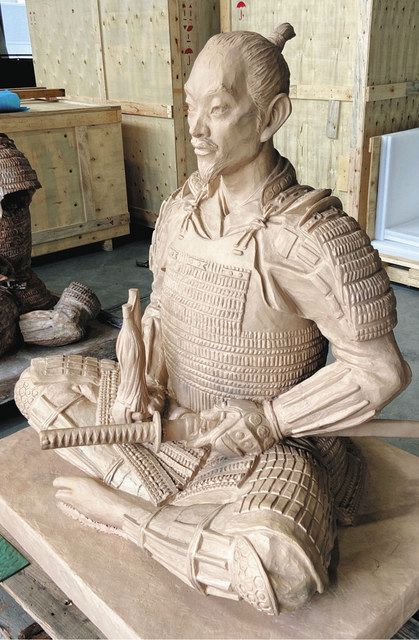 まだ長浜城主だった頃・・・37歳の豊臣秀吉の姿を像に クラウドファン