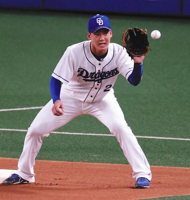 1軍初出場で初スタメンの中日1位 石川昂 急だったんでビックリ このチャンスをつかむ 中日スポーツ 東京中日スポーツ