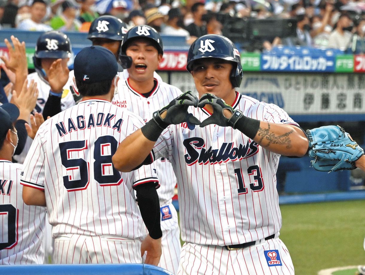 毎回大怪獣バトル なぜか荒れる神宮でのヤクルト 巨人戦 神宮花火大会 再演にネット盛り上がる 中日スポーツ 東京中日スポーツ